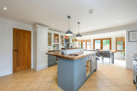 Yew Tree Close-26