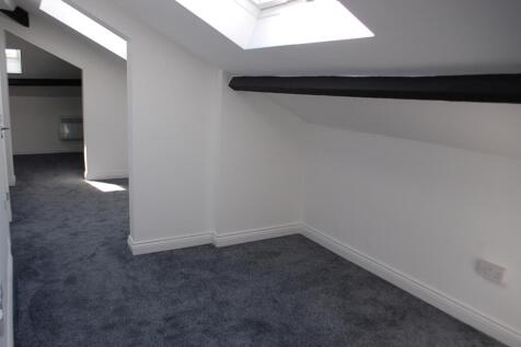 Open Plan Living/Bed