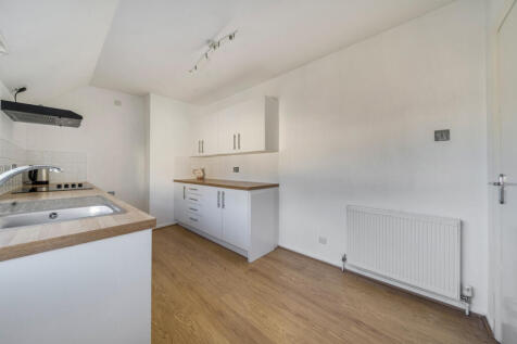 1356399-9-68cd32c...