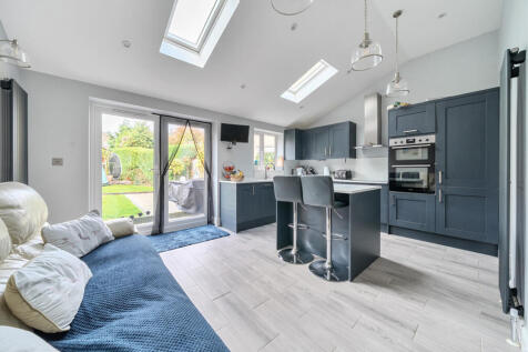 1371443-8-68f6712...