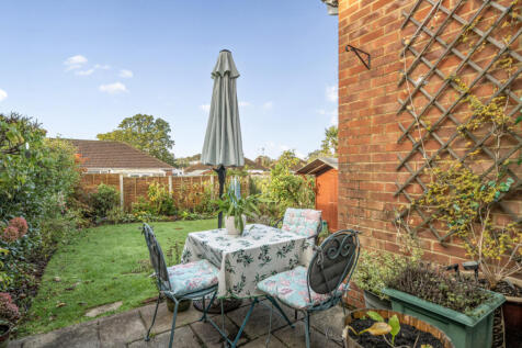 1371732-8-68f74a5...