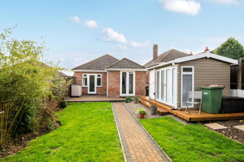 1371434-4-68f672d...