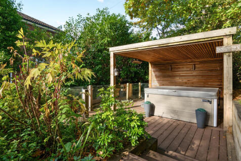 1373216-2-68ff645...