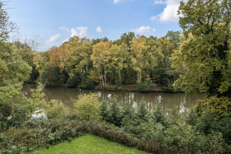 1373203-3-69022a8...