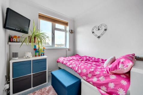 1376211-22-690a28...