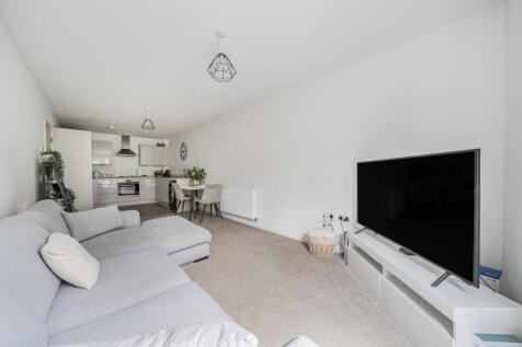 1373203-5-69022bd...