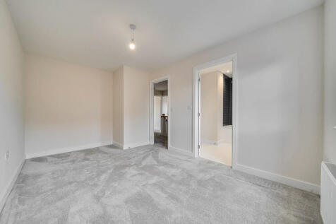 1370833-12-6909e8...