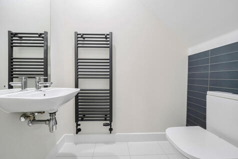 1370833-8-6909e82...