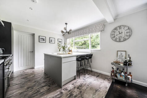 1344479-23-68cbf1...