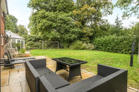 1344479-7-68cbed8...