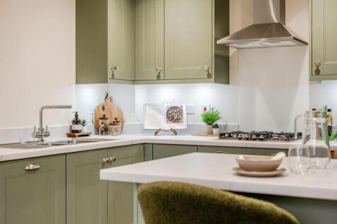 1386419-8-692d90d...