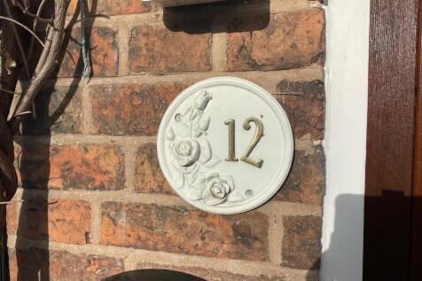 Number plaque