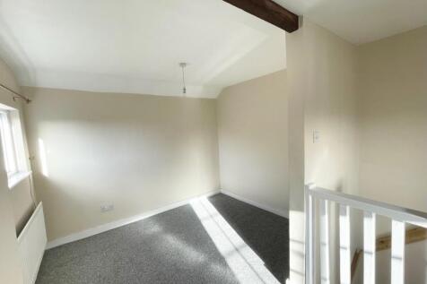 Bed 1 (second floor)