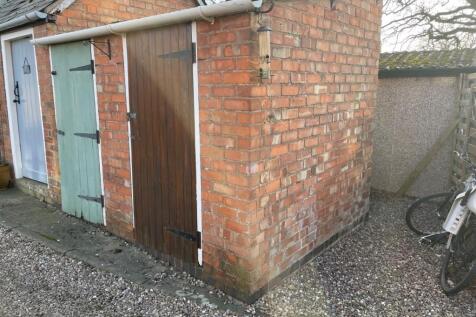 Brick garden storage
