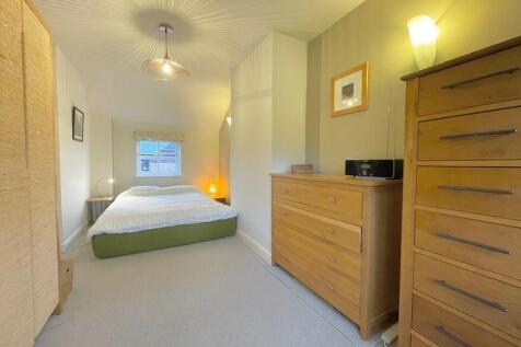 Bed 1
