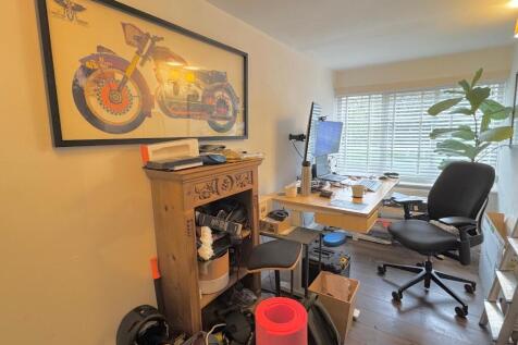 Snug/ home office