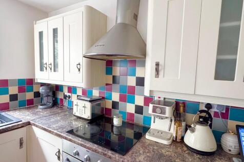 Tiled splashback