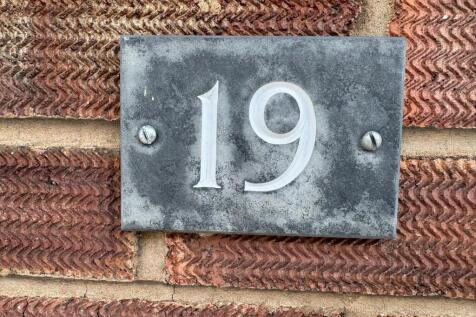 Number plaque