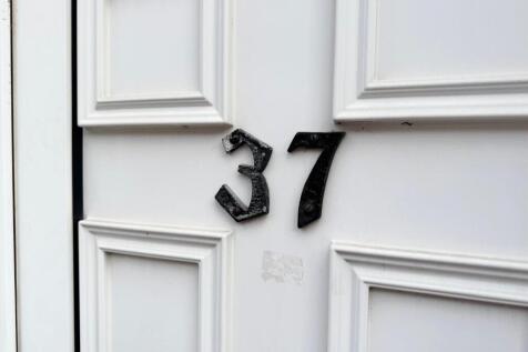 Number plaque