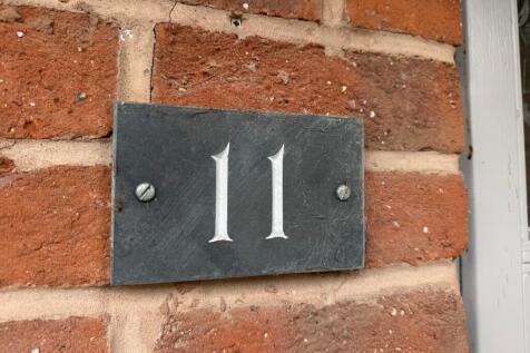 Number plaque