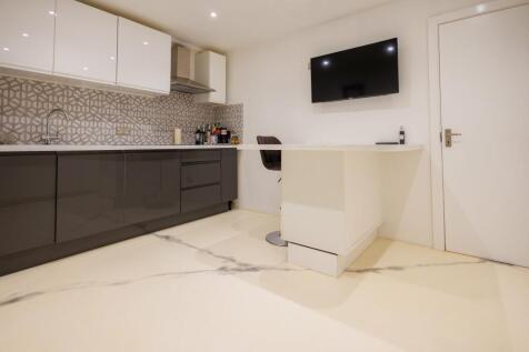 Second Kitchen