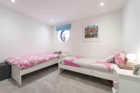 Bed 4