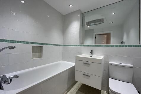 Main bathroom