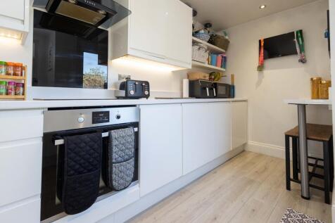 Kitchen (2)