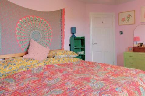 HOUSE BEDROOM 2