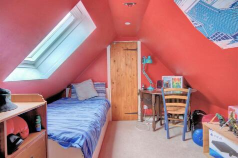 HOUSE BEDROOM 4