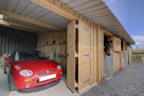STABLES