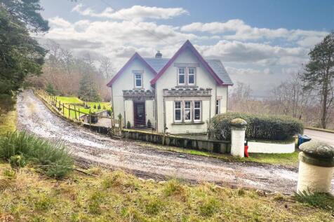 THE GATE HOUSE