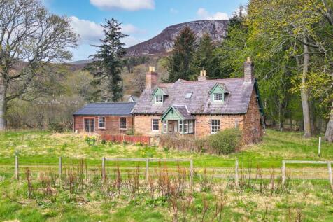 KEEPER&#39;S COTTAGE