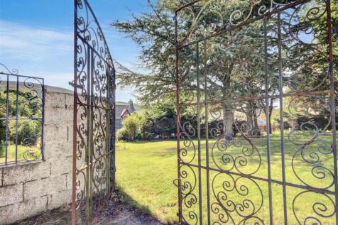 GATES TO GARDEN