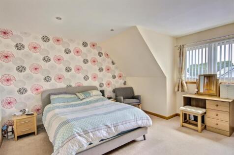 PRINCIPLE BEDROOM