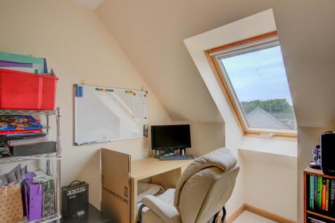 BEDROOM 6/OFFICE