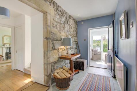 FRONT PORCH &amp; HALL