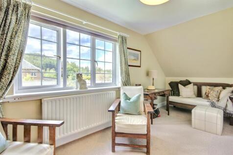PRINCIPLE BEDROOM