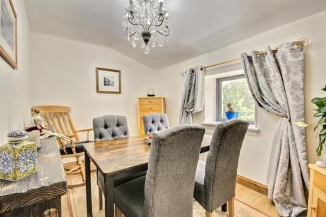 DINING ROOM/BEDROOM 3