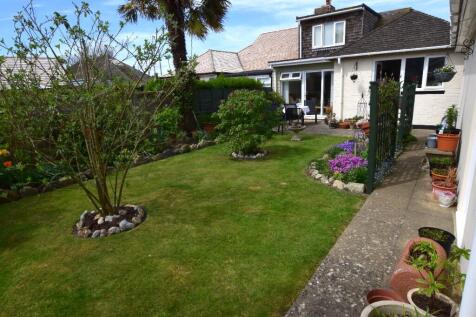 Rear Garden (2)