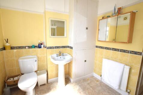 Bathroom/Shower Room