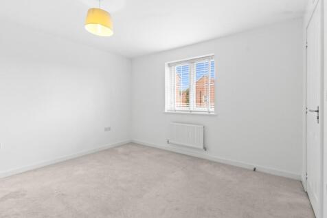 Master Bedroom(2)