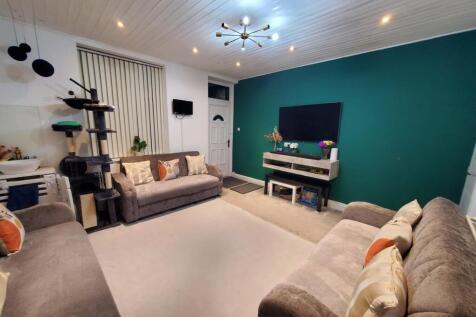45 Victor Road BD9 4QR