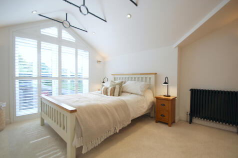 Main Bedroom 