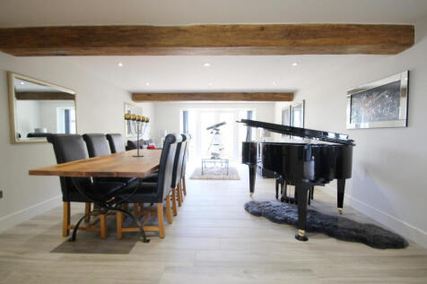 Family/Dining Room