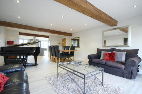Family/Dining Room