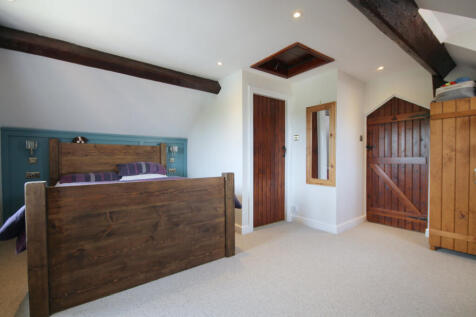 Main Bedroom 