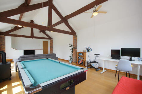 Annex Lounge 