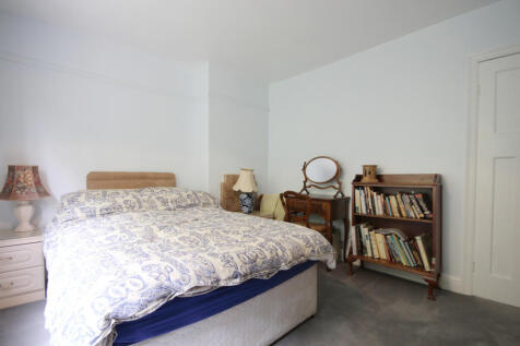 Main Bedroom 