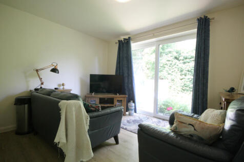 Annex Living/Dining/Kitchen